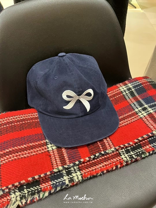 刺繡蝴蝶結棒球帽